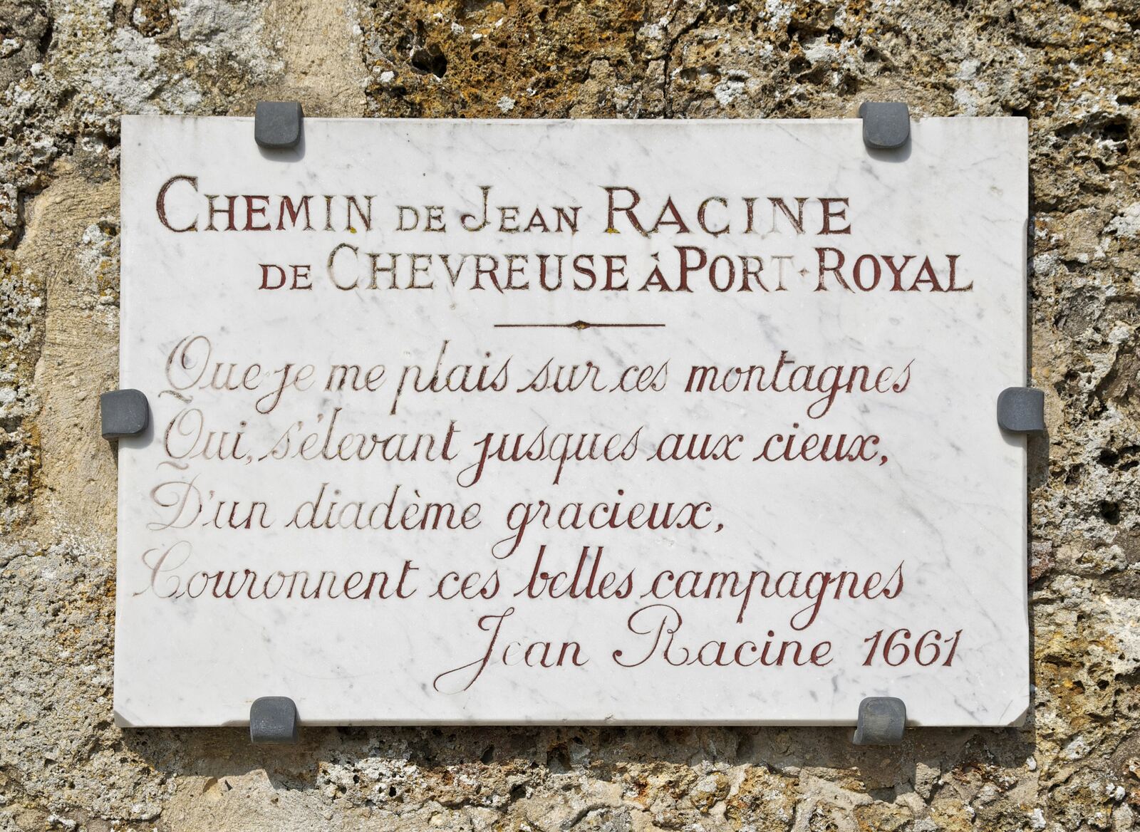 Plaque gravée des vers de Jean Racine sur le chemin de Chevreuse à Port-Royal