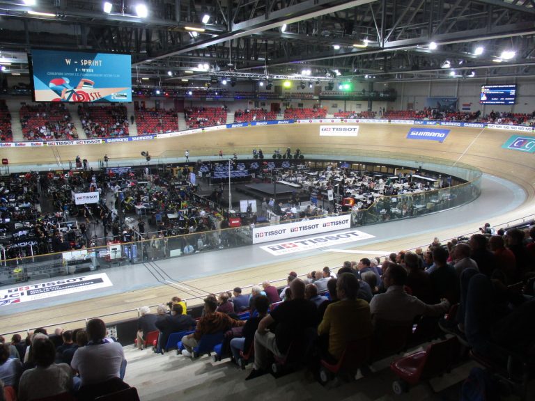 La piste du Vélodrome national de Saint-Quentin-en-Yvelines à Montigny-le-Bretonneux
