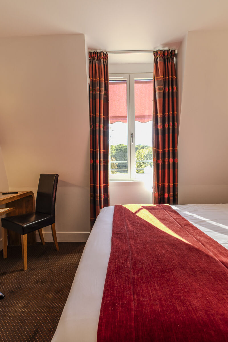 Chambre Double avec bureau et vue sur le parc, Manoir de Sauvegrain