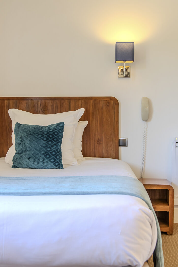 Chambre Single Confort : lit, Manoir de Sauvegrain